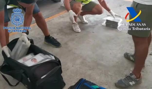 Cae una red criminal que adulteraba cocaína en Mogán